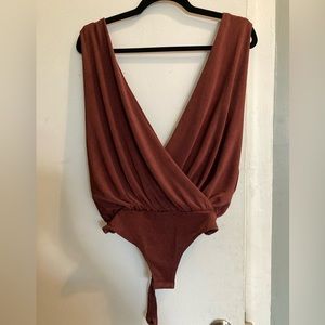 Women’s sleeveless bodysuit